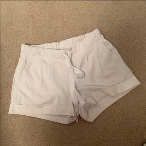 White lululemon shorts